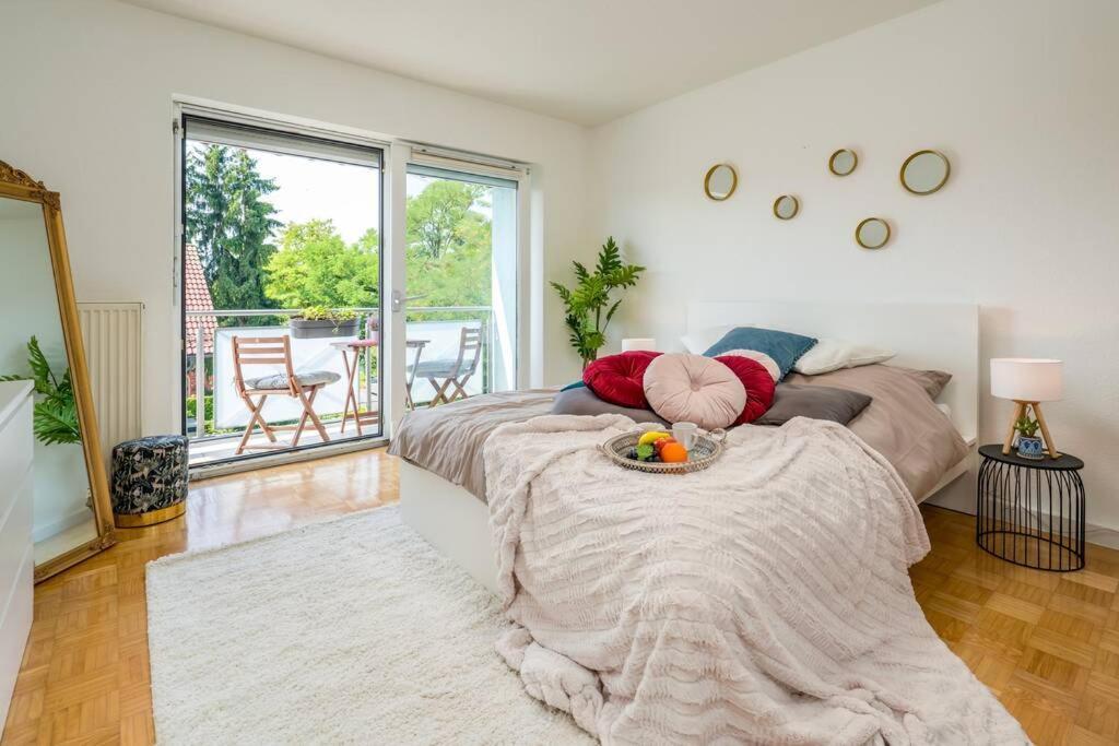 Eg Rechts -Wunderschone 80M² Grosse 3-Zimmer City Wohnung Nahe Salzburg Freilassing Ngoại thất bức ảnh