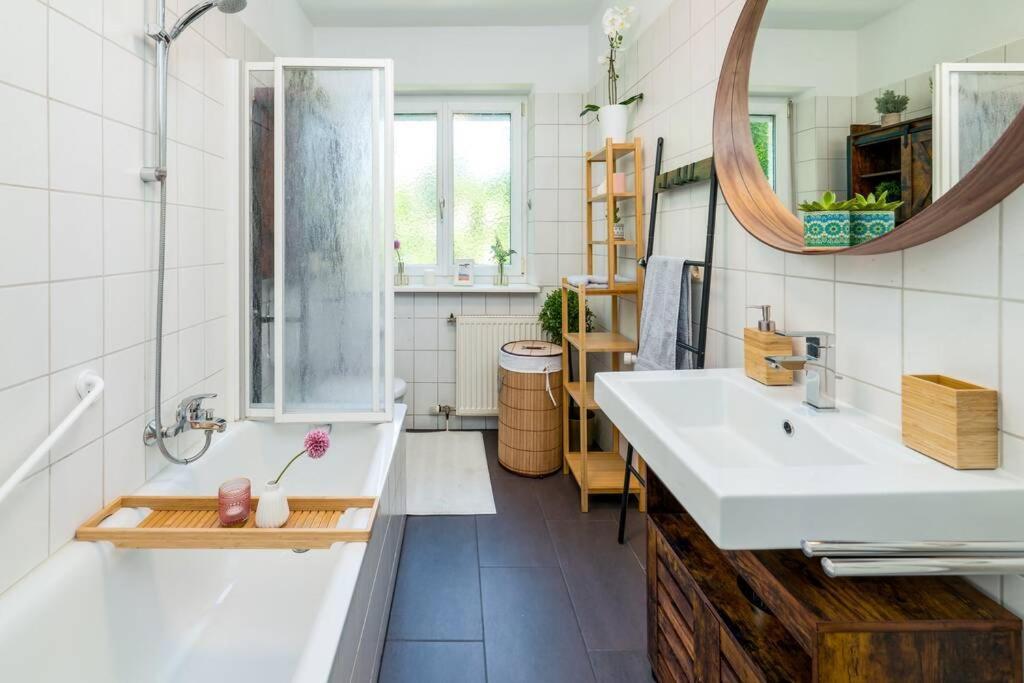 Eg Rechts -Wunderschone 80M² Grosse 3-Zimmer City Wohnung Nahe Salzburg Freilassing Ngoại thất bức ảnh